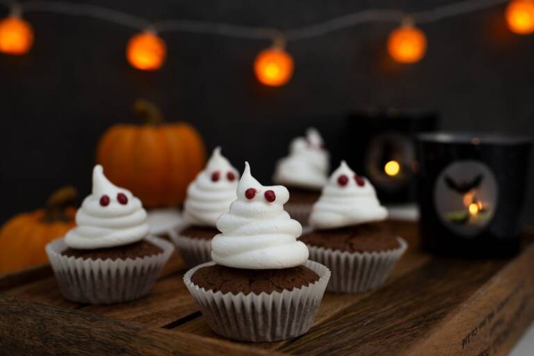 Muffin Fantasma La Ricetta Per Dolcetti Perfetti Per Halloween