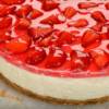 Cheesecake alle fragole: un dolce davvero imperdibile (e facilissimo da fare)