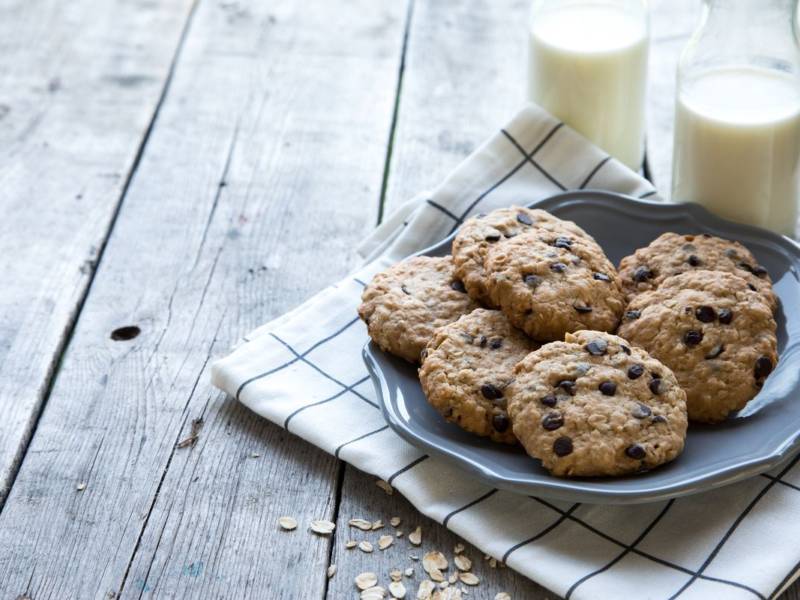 Golosi biscotti con gocce di cioccolato: da sgranocchiare uno dopo l’altro!