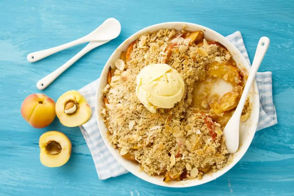 Crumble di pesche