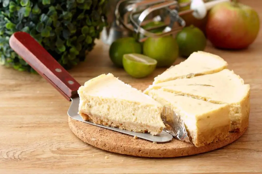 Torta formaggio e latte condensato al forno