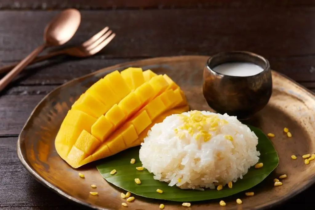 Mango sticky rice