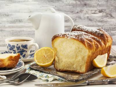 Plumcake al limone sofficissimo: la ricetta classica e quella col Bimby!