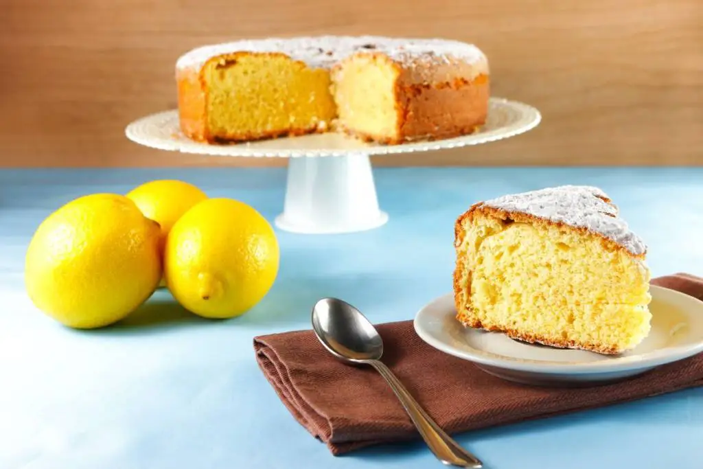 Torta caprese al limone