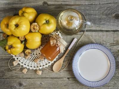 Marmellata di mele cotogne: la deliziosa conserva dal color ambrato