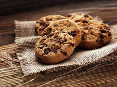 Cookies con gocce di cioccolato: perfetti per la colazione o la merenda!