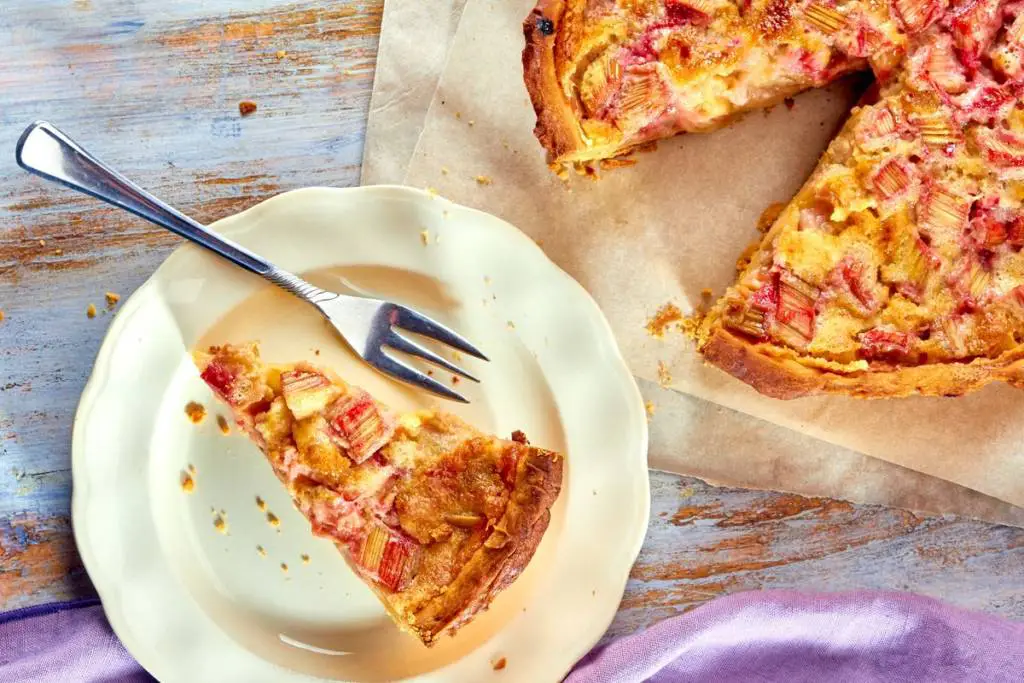 Crostata di rabarbaro