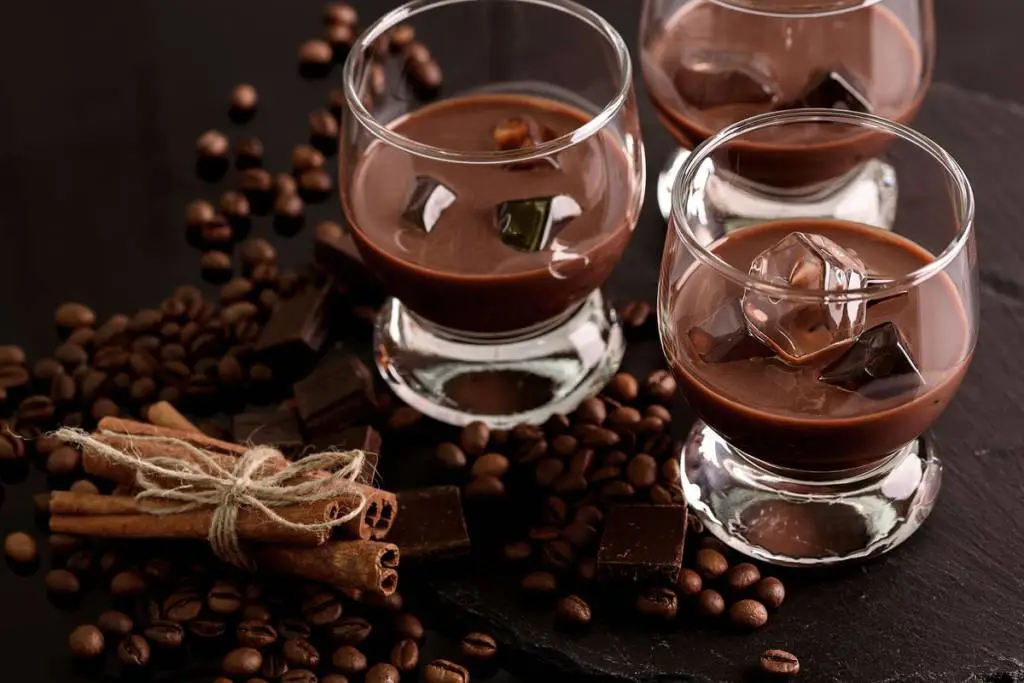 Liquore al cioccolato
