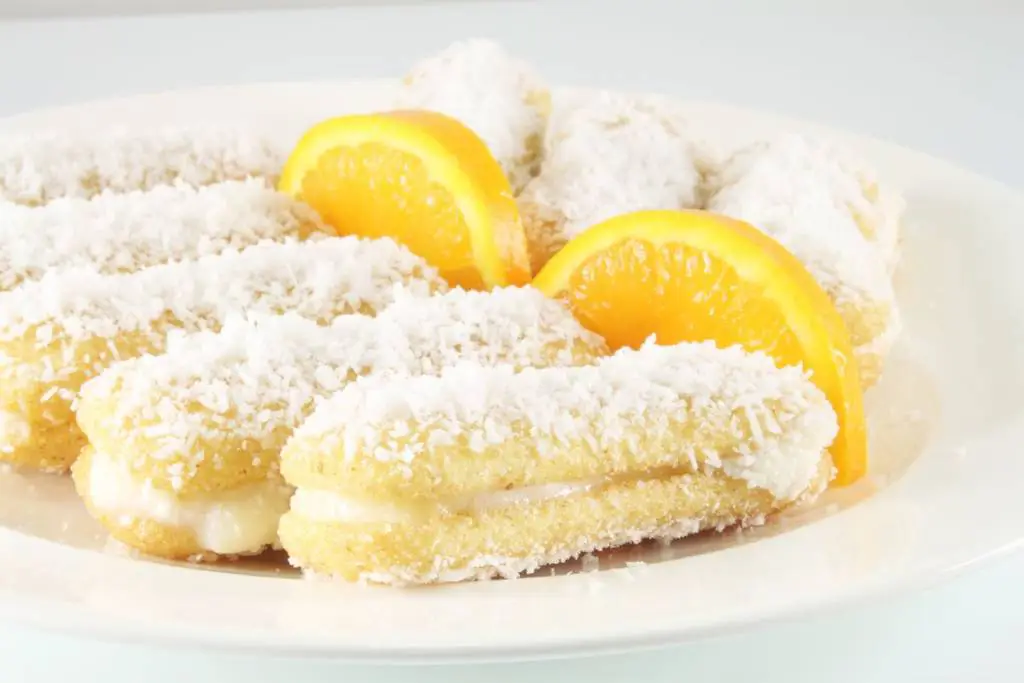 Pavesini ripieni di crema al cocco