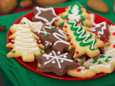 Quanto sono belli i biscotti di Natale decorati? Scopri tutti i segreti per prepararli!