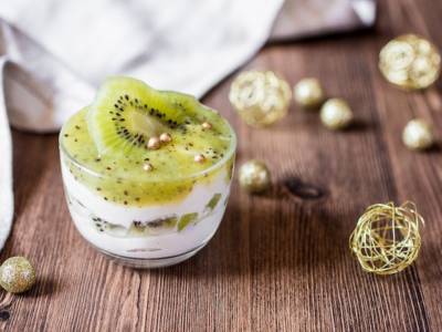 Mousse di formaggio con kiwi