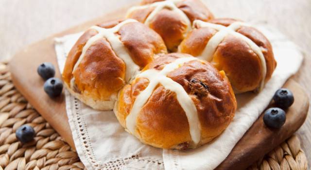 Hot Cross Buns: panini dolci di Pasqua