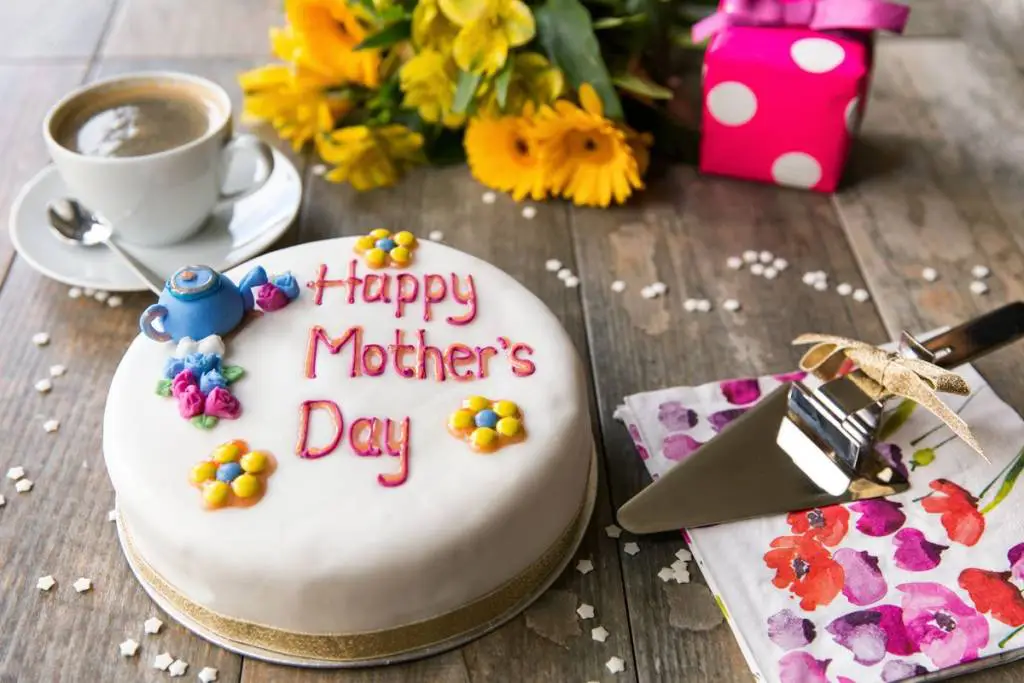 torta per la festa della mamma