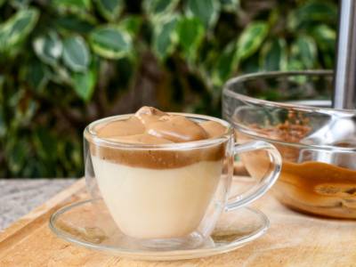 Dalgona Coffee: prepariamo la bevanda che spopola ovunque!
