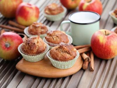 Muffin mele e cannella: così buoni e profumati che andranno a ruba!