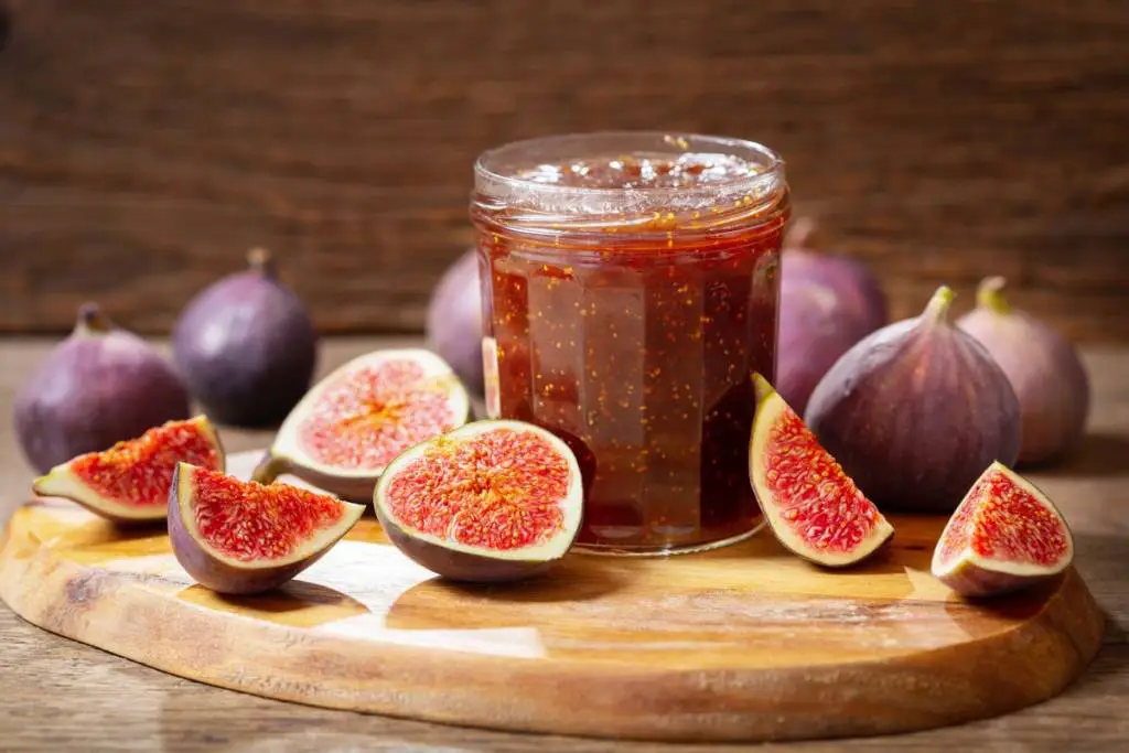 marmellata di fichi e mandorle