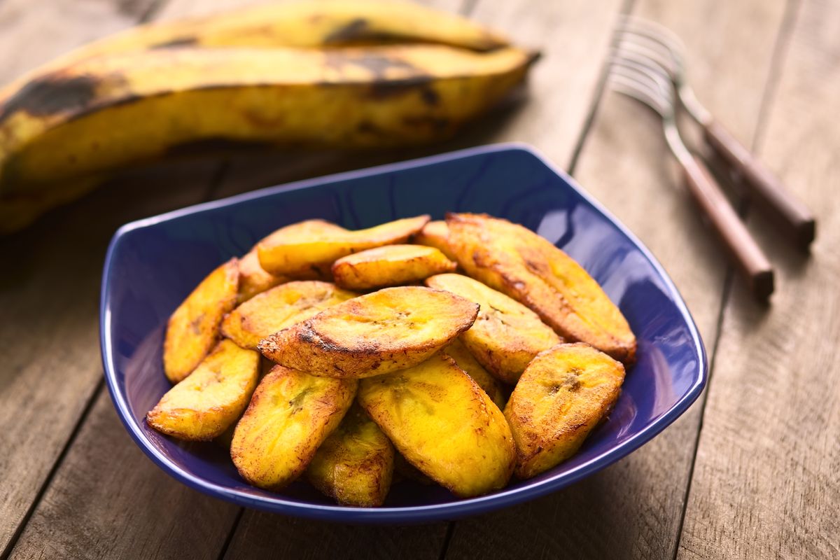 Come cucinare il platano ricette e proprietà nutrizionali del frutto