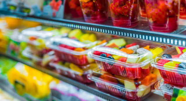 Arrivano le etichette intelligenti per ridurre lo spreco alimentare: come funzionano?