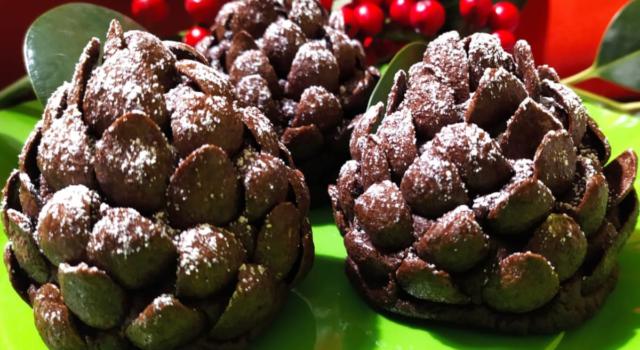 Le pigne al cioccolato sono uno dei dolci più scenografici: ecco come prepararle!