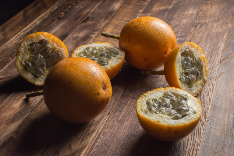 Granadilla: proprietà e ricette con il frutto esotico