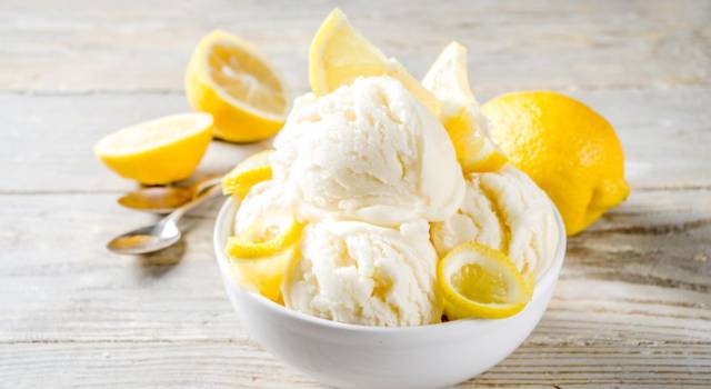 Gelato al limone, con il Bimby è più facile e anche più cremoso