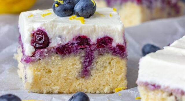 Poke cake: la particolare torta con ripieno verticale