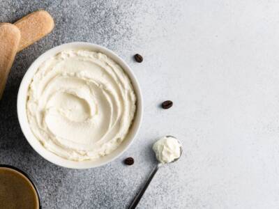 Crema al mascarpone senza uova: la ricetta e le varianti