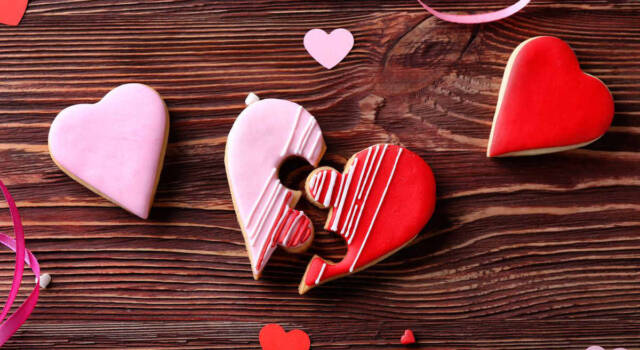Divertenti e romantici, regalate questi biscotti puzzle a cuore!