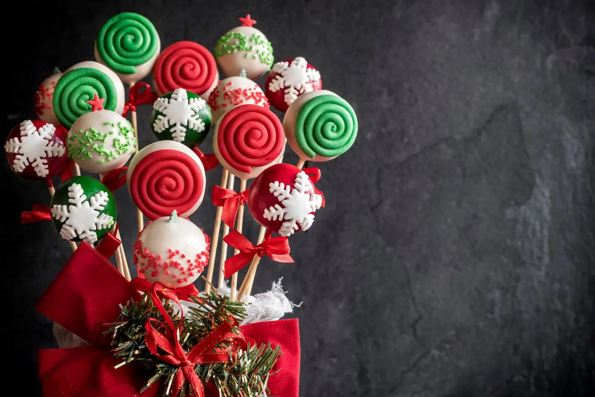 Cake pops natalizi