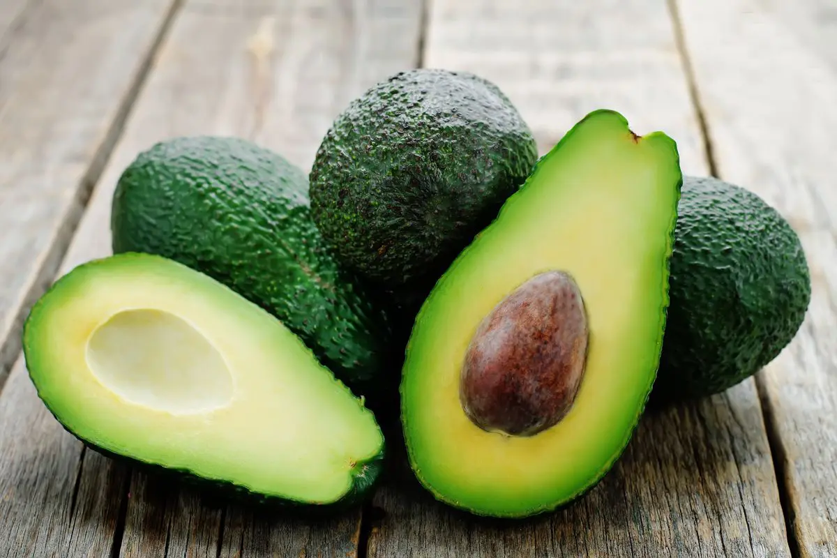 Come far maturare avocado