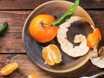 Guida creativa per riciclare le bucce di mandarino!