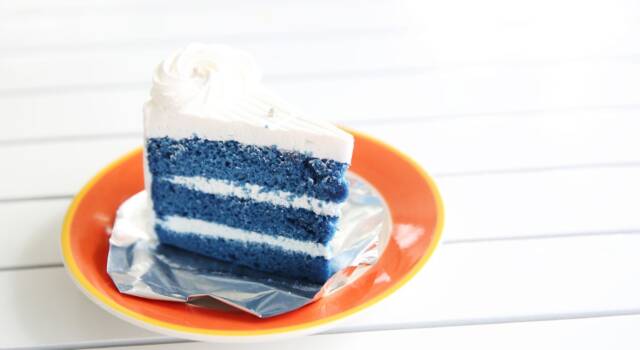 Stessa ricetta ma diverso colore, è ora della torta blue velvet!