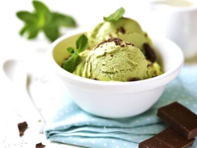 Uno, due… tutti i modi in cui preparare un gelato alla menta in casa