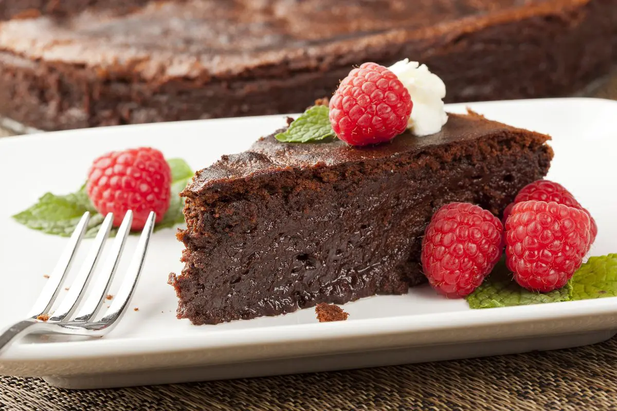 torta lamponi e cioccolato