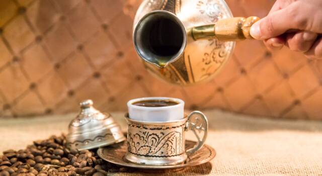 Caratteristiche e ricetta del caffè greco, una bevanda immancabile!