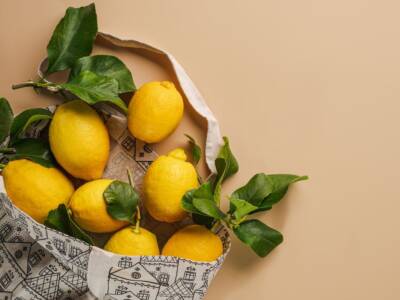 Come utilizzare le foglie del limone in cucina e sfruttare le loro proprietà