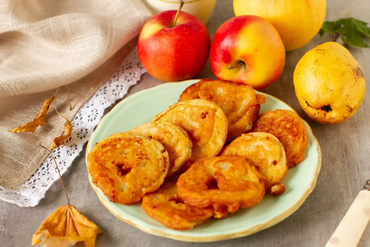 Frittelle di mela in friggitrice ad aria