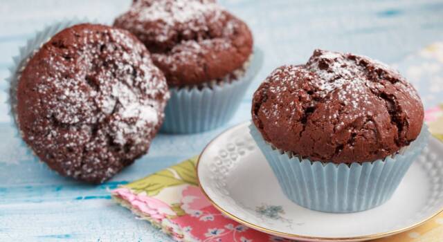 Muffin all&#8217;acqua al cioccolato: ancora più leggeri e ancora più buoni