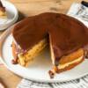 Boston cream pie: la deliziosa torta americana con crema e cioccolato