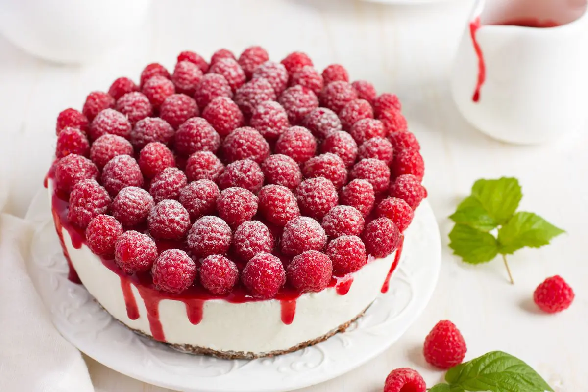 Cheesecake cioccolato bianco e lamponi