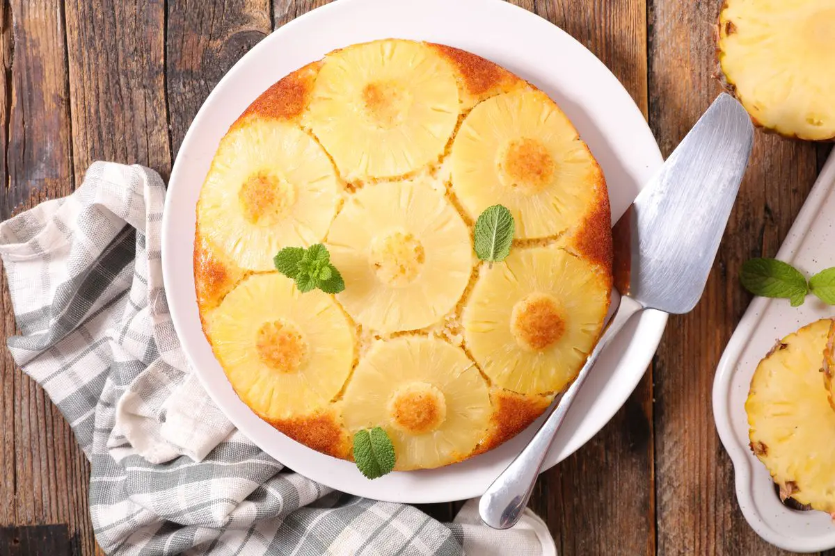 Torta ananas e yogurt