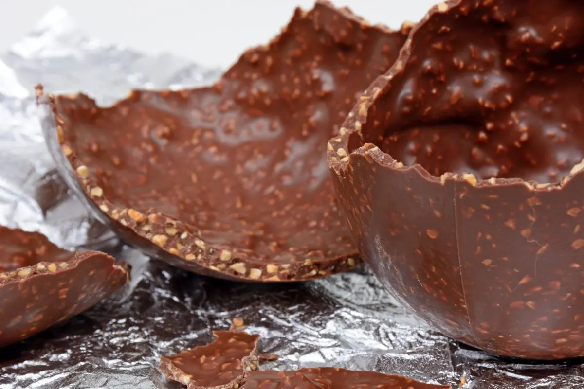 Uovo Pasqua Cioccolato Nocciole