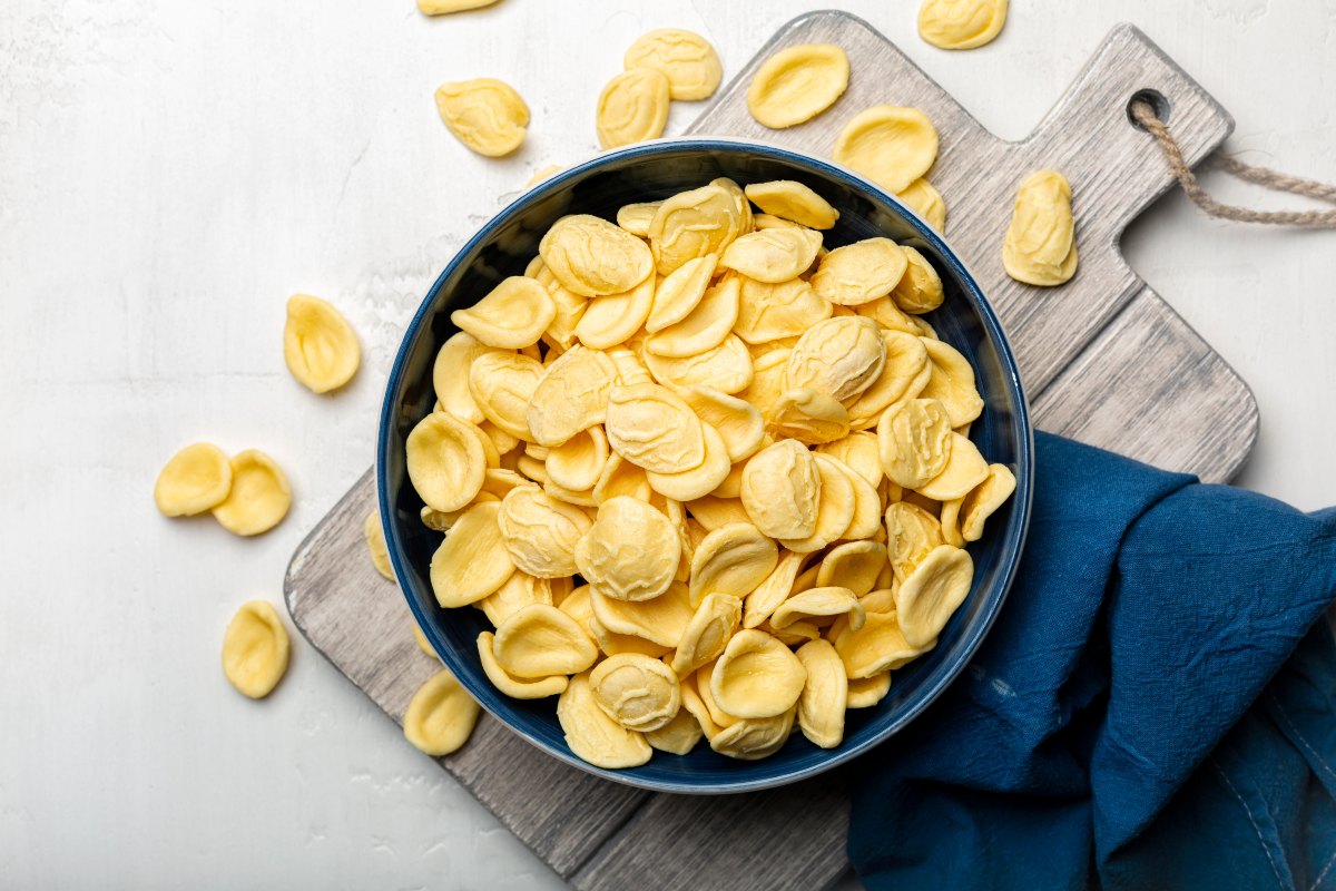 Orecchiette, varietà di pasta tipica della Puglia